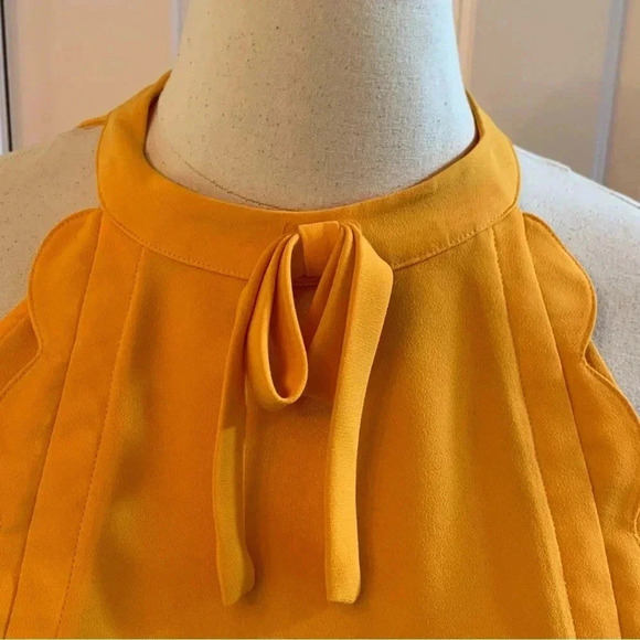 Victoria Beckham X Target Plus Sz 3X Women’s Scallop Top Marigold Yellow Blouse - Picture 6 of 9
